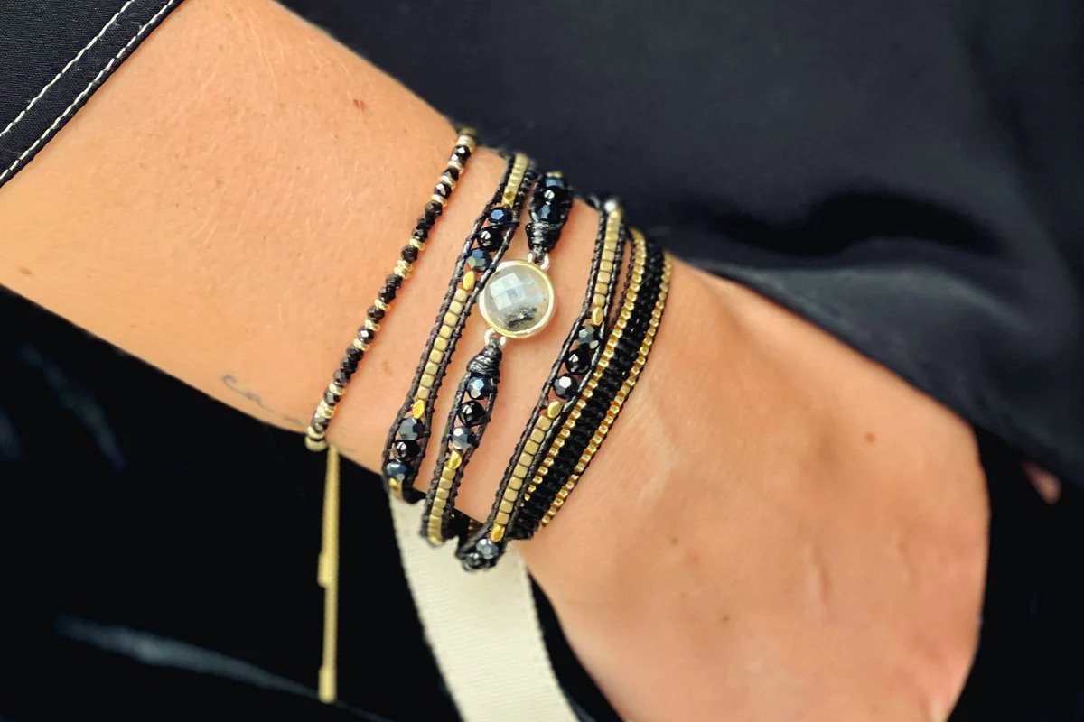 Mystical Black Spinel Gold Bracelet